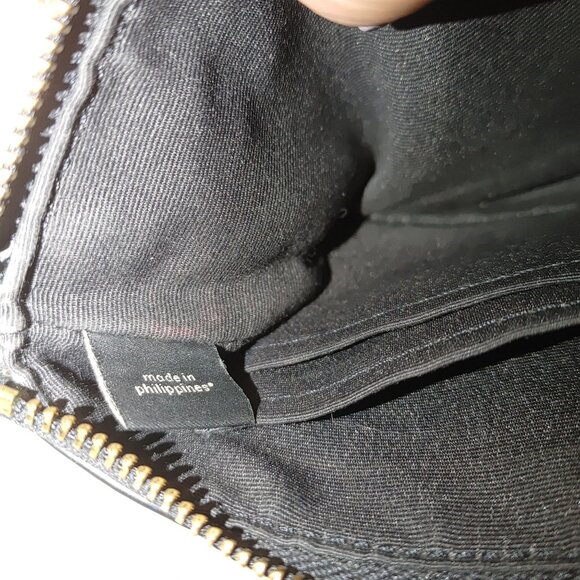 Coach Wallet Raise Logo Black Carriage Gold Hardware Leather Wristlet Clutch - Picture 2 of 11